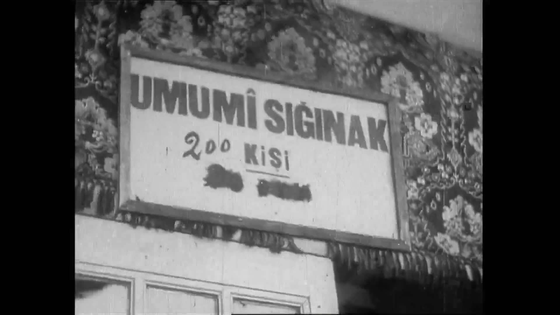 İstanbul'da Ağustos 1939'da Yapılan Pasif Korunma Manevrası