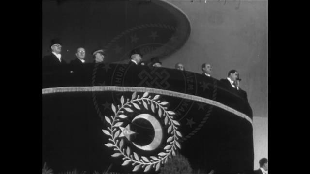 18 inci Cumhuriyet Bayramı-29.10.941-03