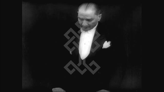 Atatürk'ün TBMM 4. Devre 2. Yıl Açış Konuşması