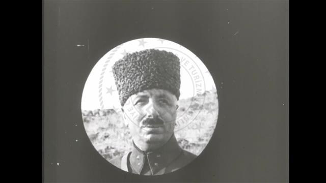 Zafer Yollarında-01