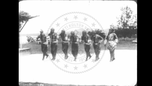 Güney Anadolu Halk Oyunları Maraş Merkez Ekibi